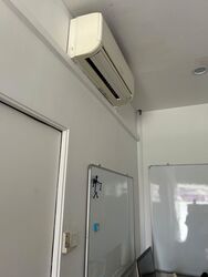 Bedok Reservoir Road (D16), Shop House #582355981